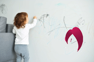 Comment enlever une tache sur un mur peint