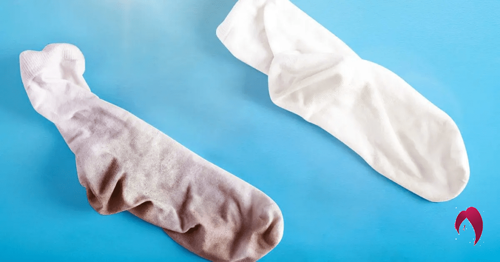 Comment nettoyer vos chaussettes sales pour retrouver leur blancheur