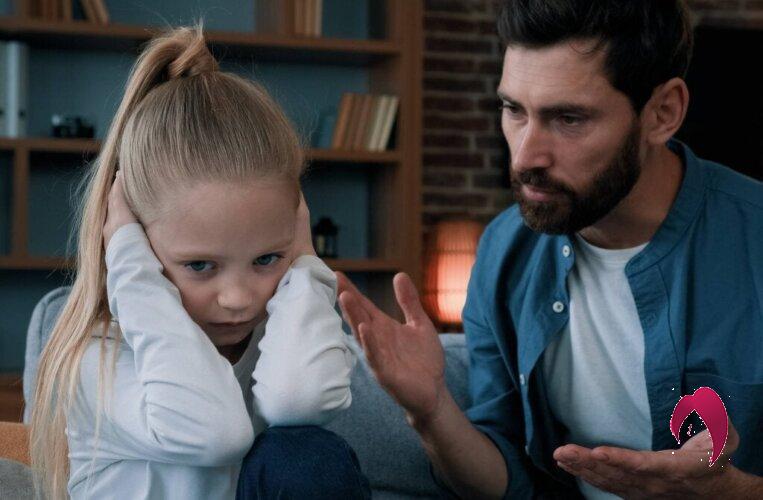 5 signes que vous avez été élevé par des parents manipulateurs