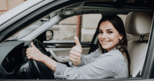 C’est officiel ! Les femmes conduisent mieux que les hommes