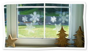 Des flocons pour décorer la fenêtre2