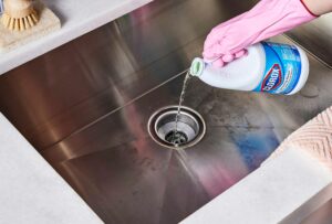Astuces Simples pour Se Débarrasser des Moucherons à la Maison