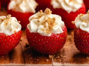 How to Make CHEESECAKE STUFFED STRAWBERRIES (NO BAKE)