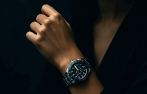 porter une montre à la main droite