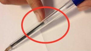 À quoi sert Le trou au milieu du stylo Bic
