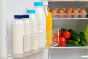 Mettre Le Lait Dans La Porte Du Frigo