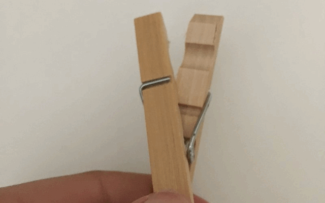 renforcer une vieille pince à linge