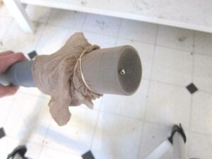 Astuce simple pour retrouver un petit objet tombé par terre