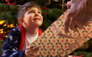 Comment emballer un cadeau quand vous n'avez pas de boîte