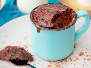 Mug Cake au chocolat facile recette rapide prête en 5 minutes