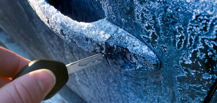 dégeler une serrure de voiture en hiver