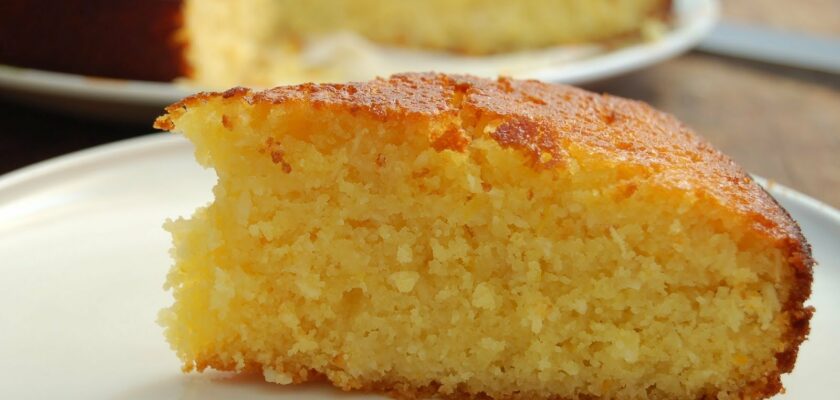 Gâteau à l’orange aux fruits entiers (ultra moelleux)