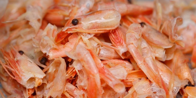 Ne jetez plus les carcasses de crevettes
