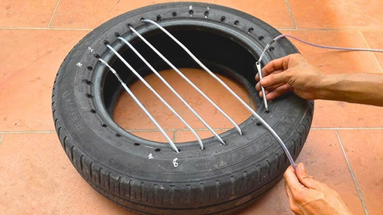 Transformer un vieux pneu en balançoire design