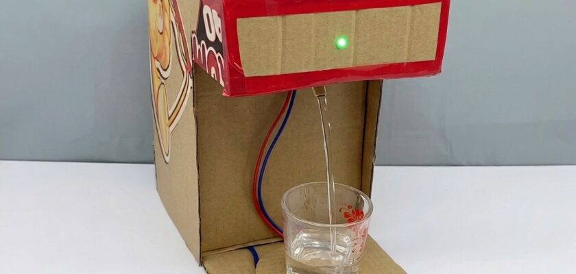 distributeur eau automatique