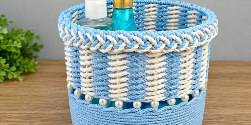 panier décoratif tressé