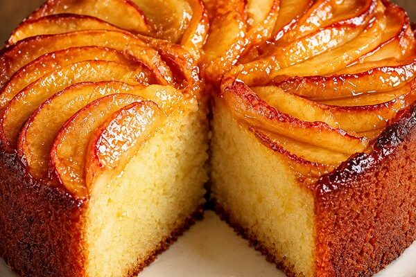Gâteau aux pommes moelleux et fondant