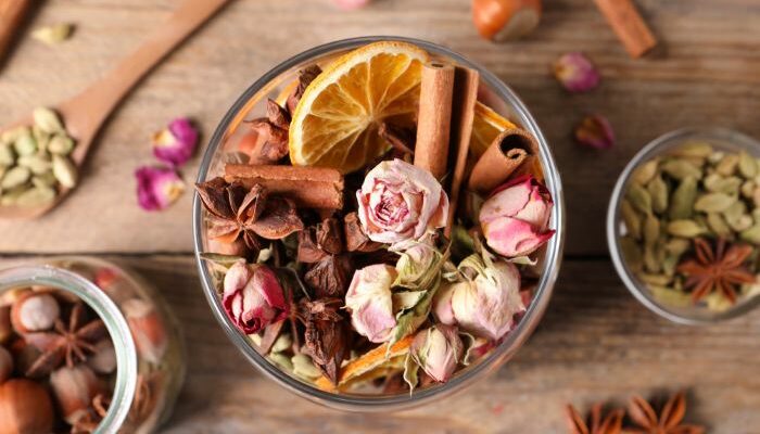 Pot-Pourri Maison : Comment Réaliser Avec Des Fleurs Séchées